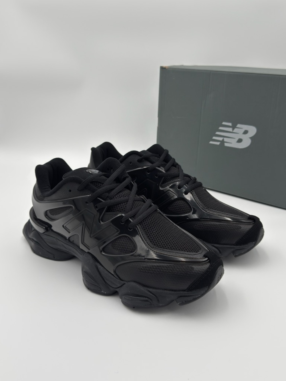 New Balance 9060 X Triple Black